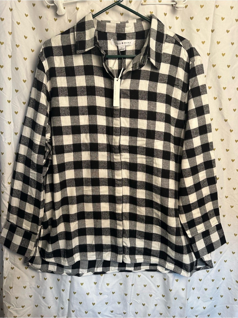 Loyal Hana woman’s Black & White Plaid Button-Up Top flannel shirt XL NWT